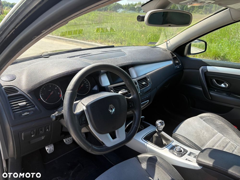 Renault Laguna 2.0 dCi GT - 15