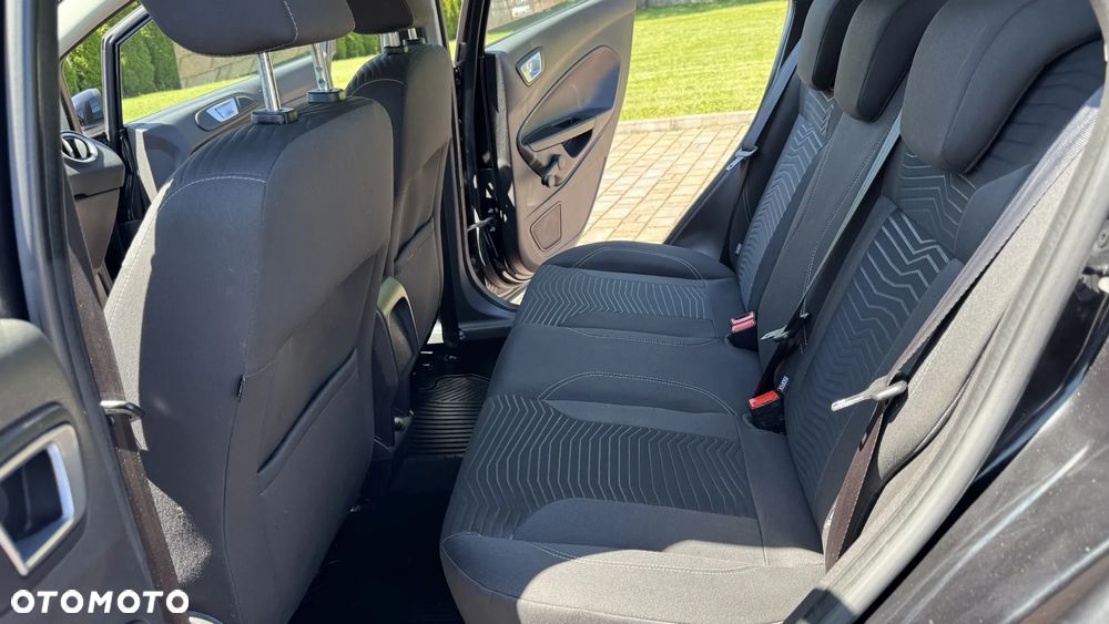 Ford Fiesta 1.0 EcoBoost Titanium - 29