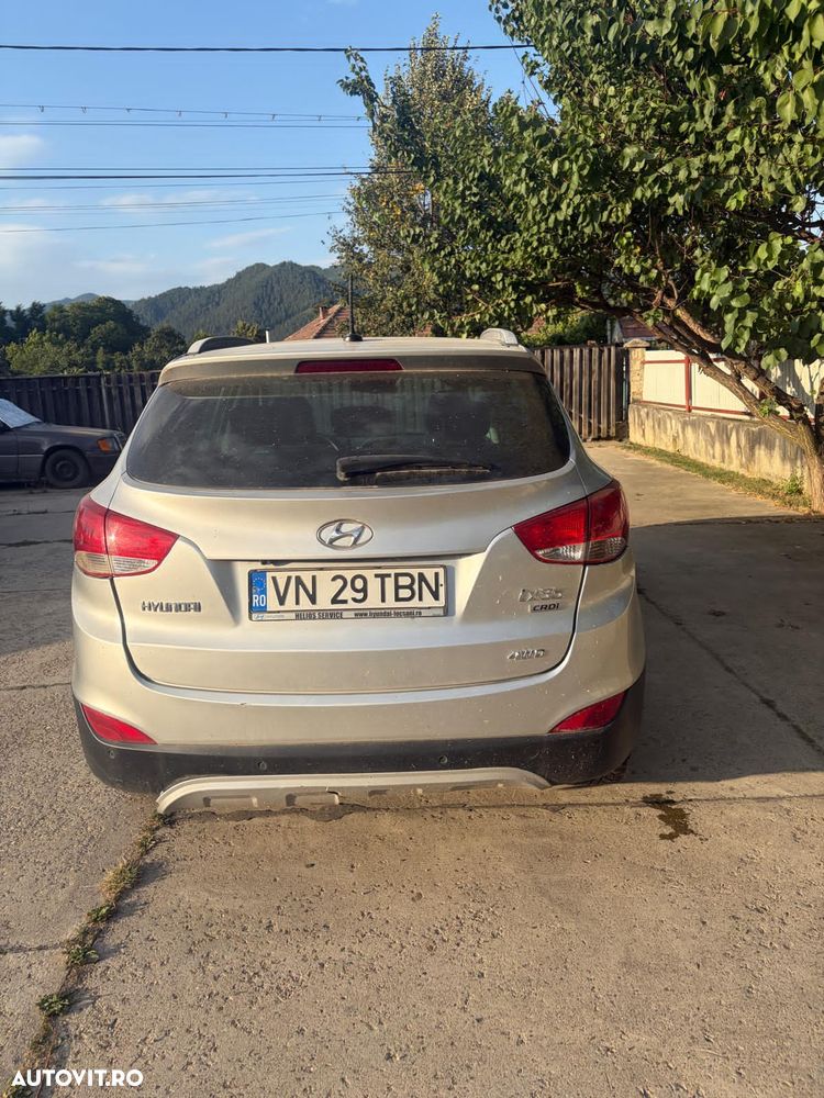 Hyundai ix35 2.0 CRDI High 4WD GLS Aut. Premium+ - 3