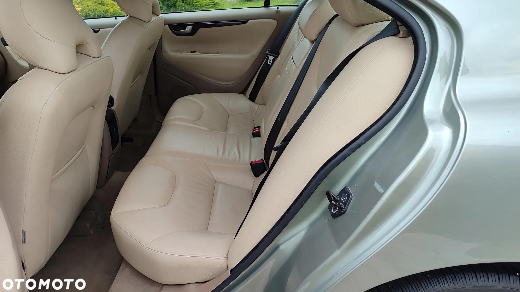 Volvo S60 2.4D Automatik Momentum - 25