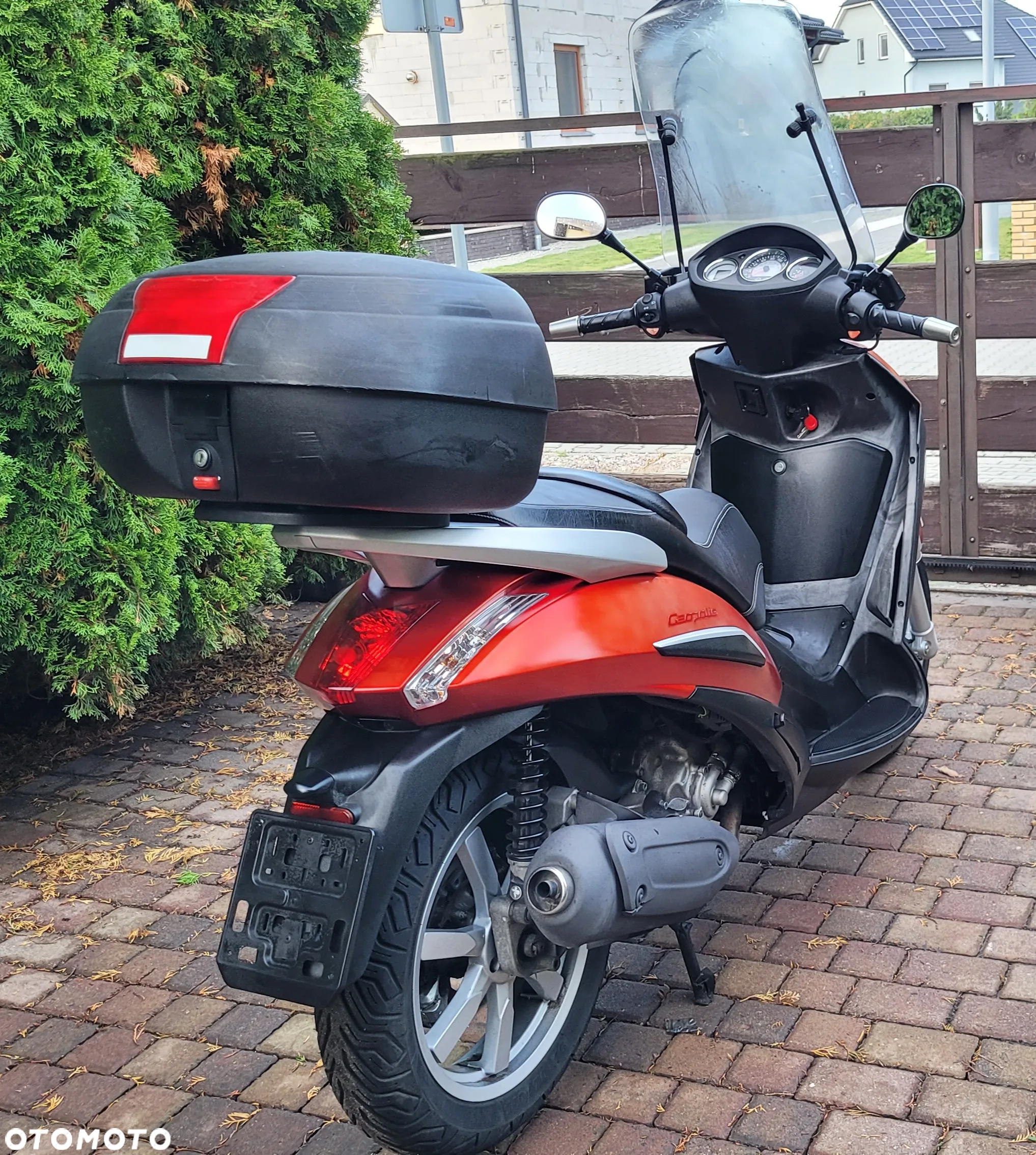 Peugeot Geopolis - 7