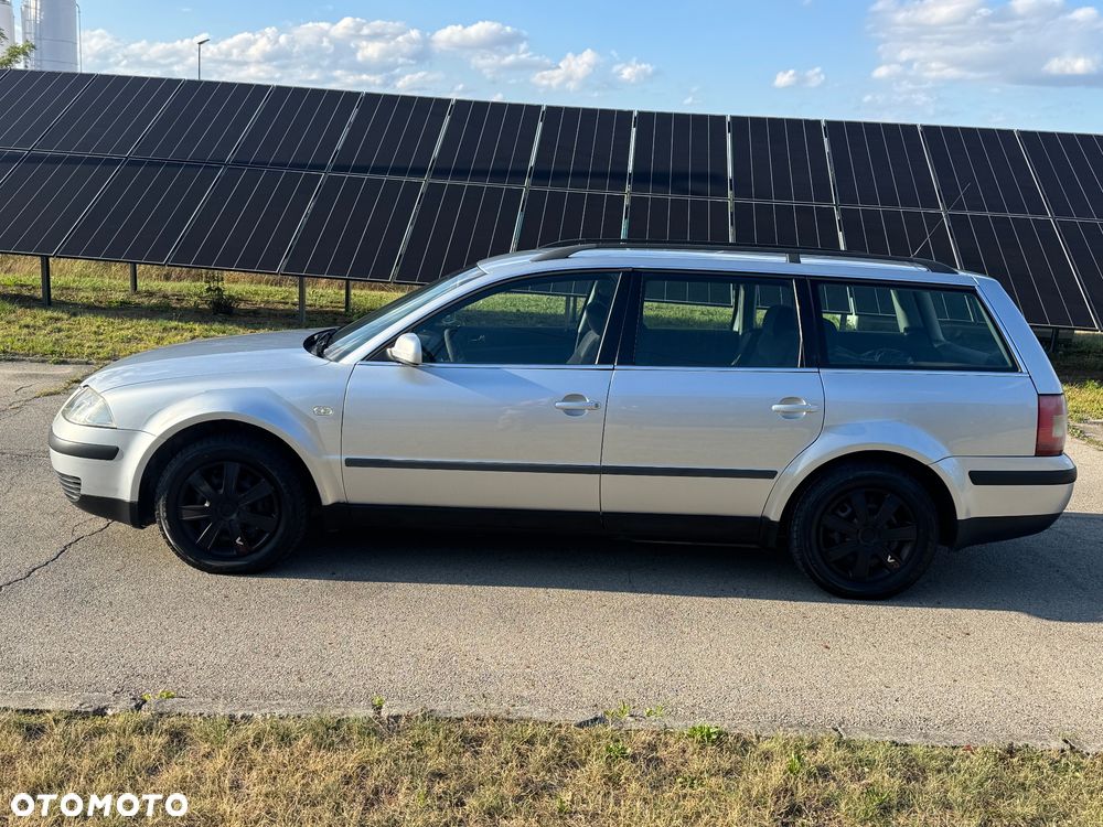 Volkswagen Passat 1.9 TDI Highline - 5