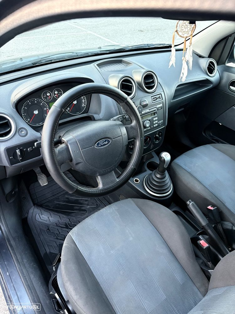 Ford Fiesta 1.25 Trend - 6