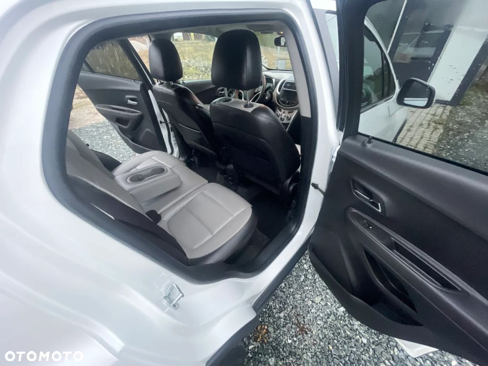 Chevrolet Trax 1.7TD AWD LT+ - 23