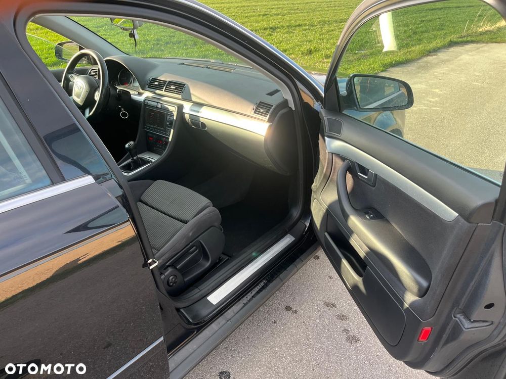 Audi A4 Avant 1.8T Quattro - 34