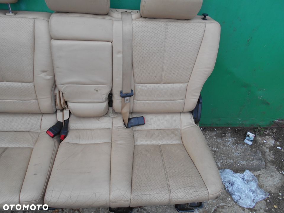 Mercedes ML W163 siedzenia kanapa tyl skory - 2