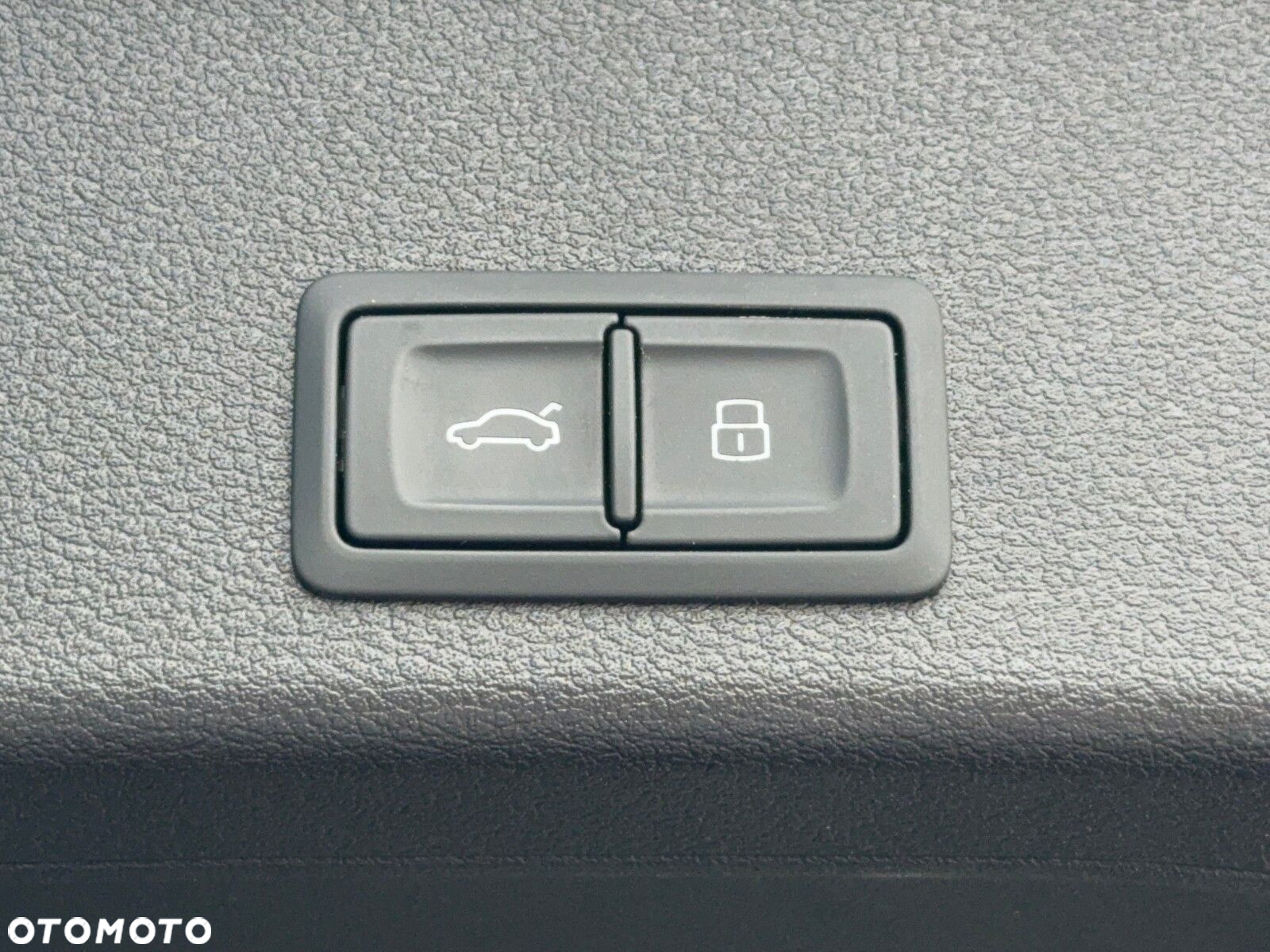 Audi A4 - 24