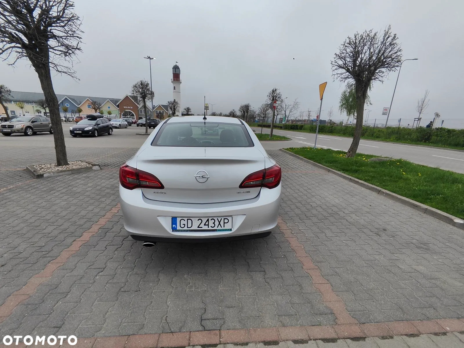 Opel Astra IV 1.4 T Executive - 5