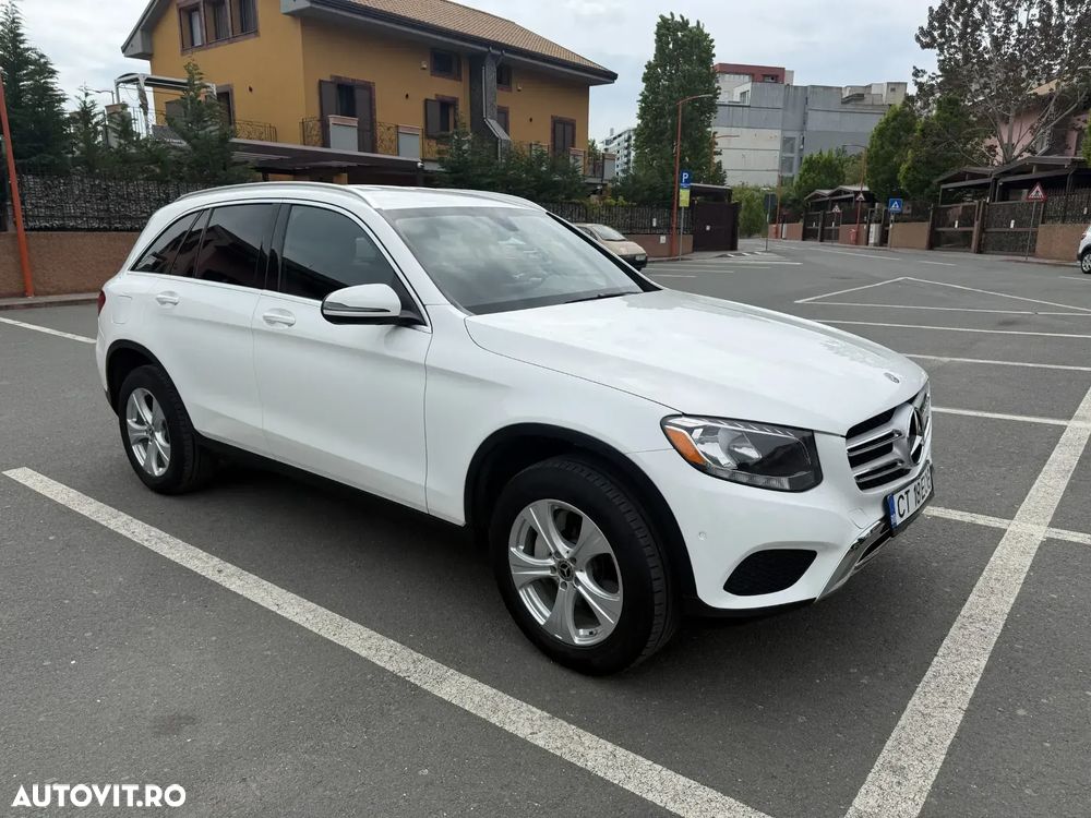 Mercedes-Benz GLC - 1