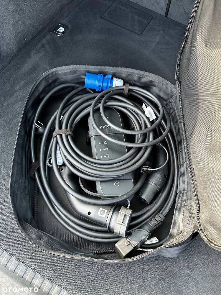 Audi A6 Avant 50 TFSI e quattro S tronic sport - 26