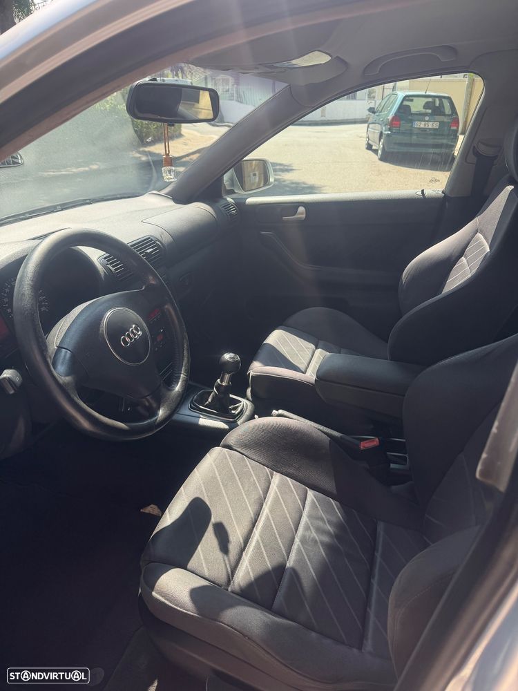 Audi A3 1.6 Ambition - 7
