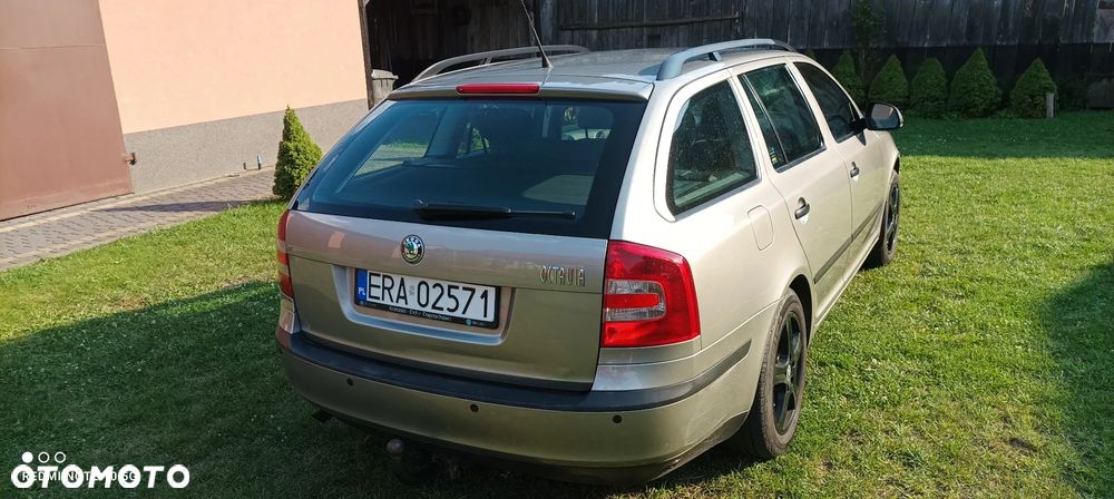 Skoda Octavia 1.6 Classic EU5 - 3