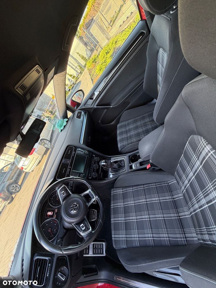 Volkswagen Golf 2.0 TDI BMT GTD DSG - 8