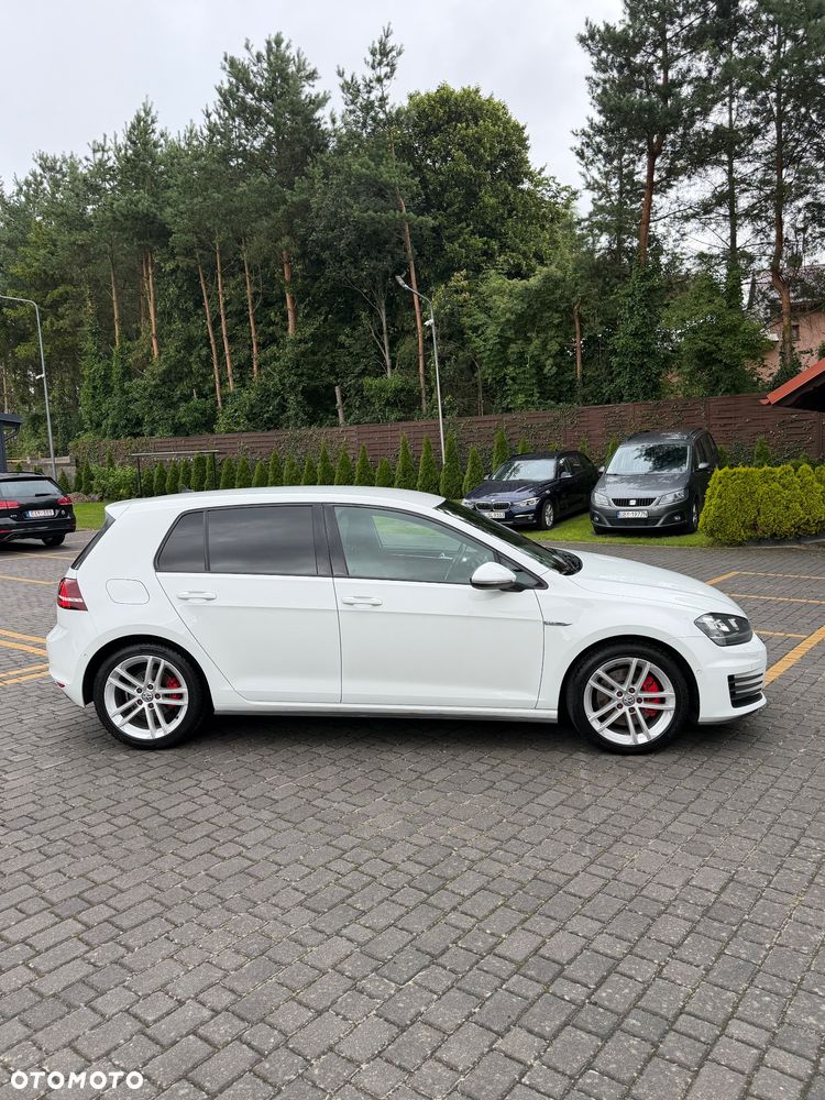 Volkswagen Golf 2.0 TDI BMT GTD - 7