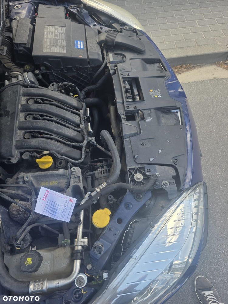 Renault Megane 1.6 16V 100 Authentique - 7