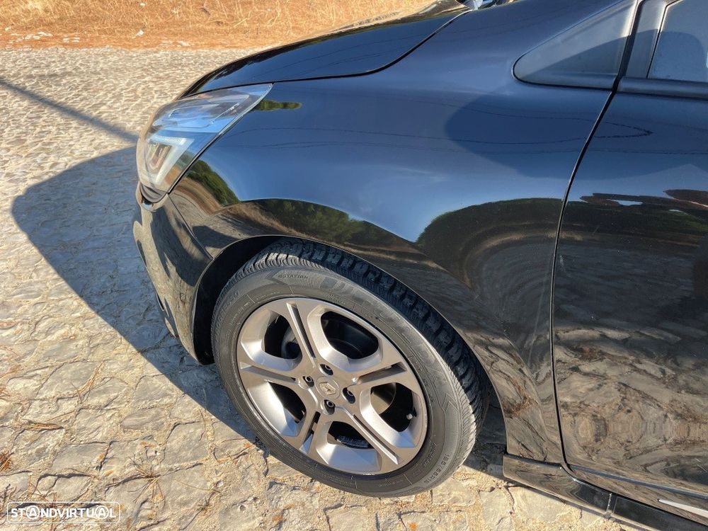 Renault Clio Sport Tourer 0.9 TCE GT Line - 8