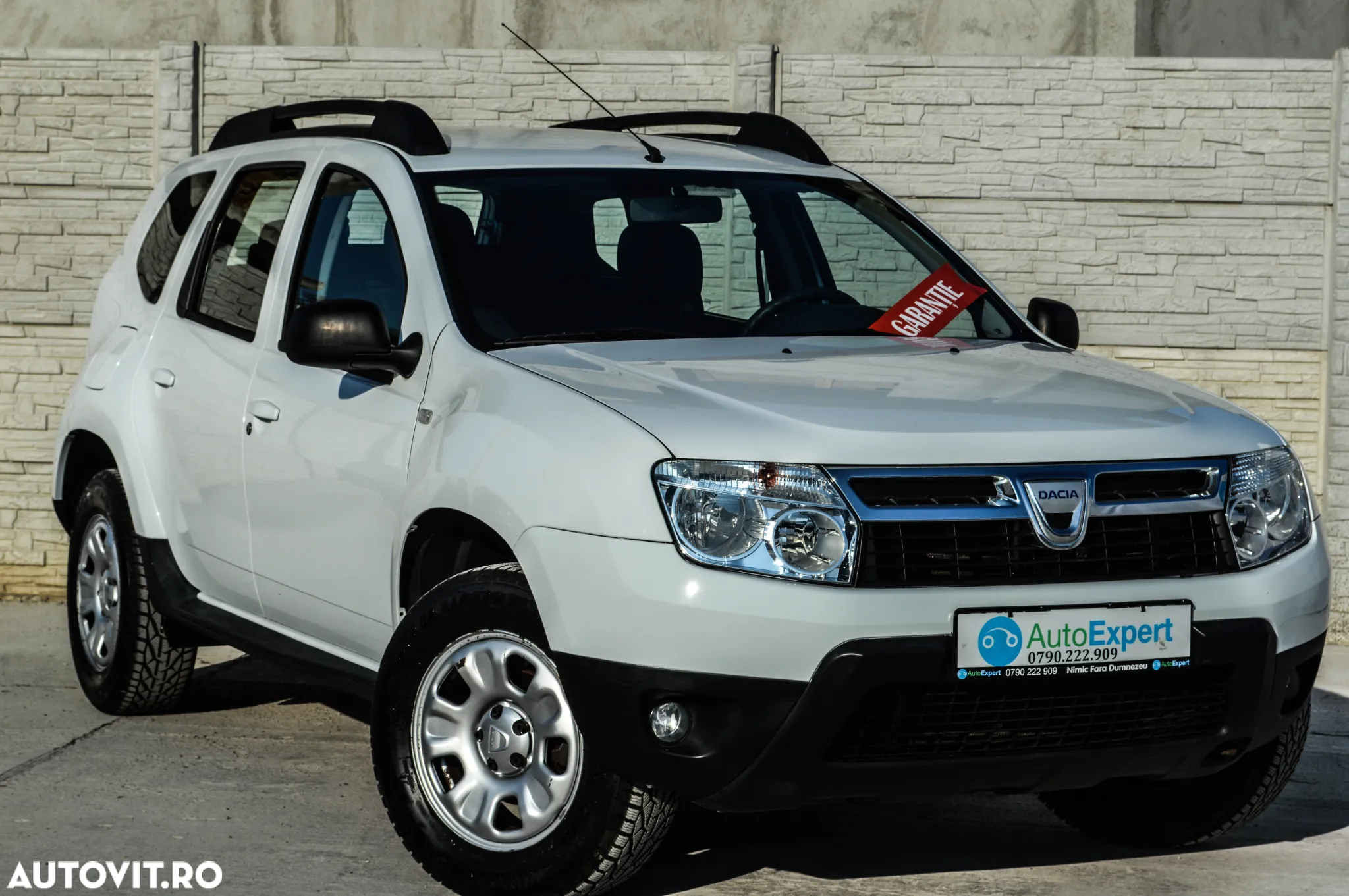 Dacia Duster 1.6 4x2 Laureate - 2
