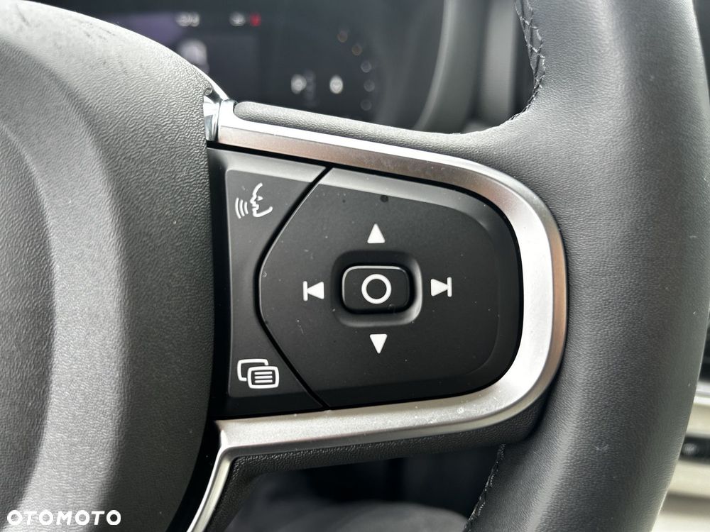 Volvo XC 60 - 24