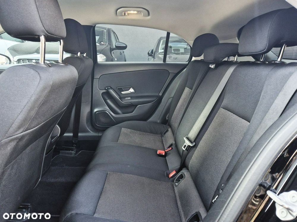 Mercedes-Benz Klasa A 160 - 18