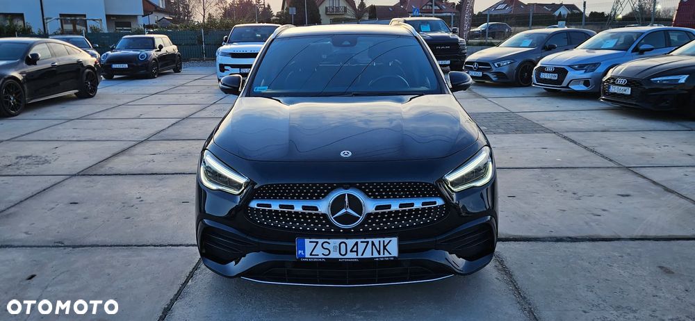 Mercedes-Benz GLA 200 d AMG Line - 2