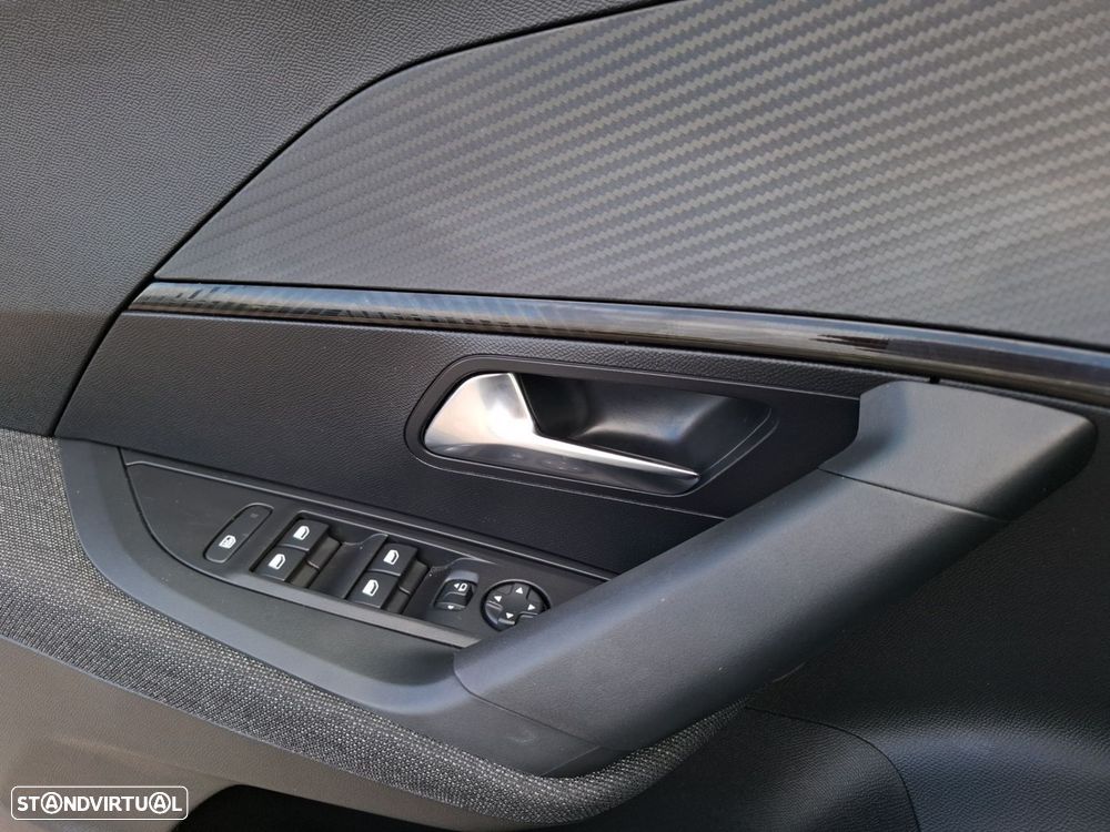 Peugeot 2008 1.2 PureTech Style — fotografia 15