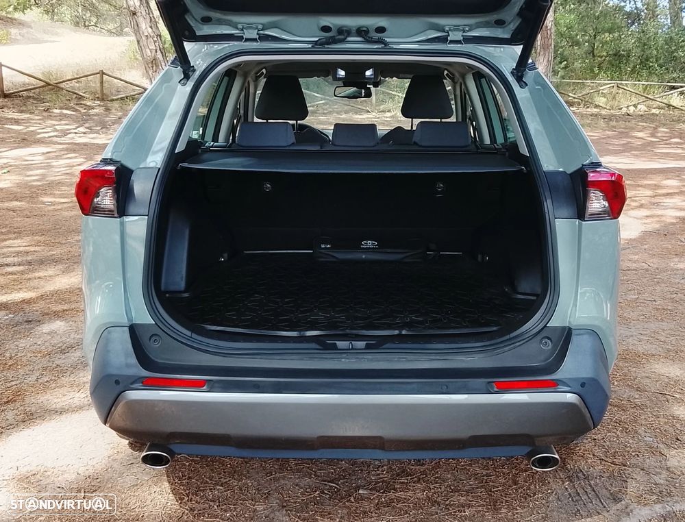 Toyota RAV4 2.5 HDF Comfort - 16