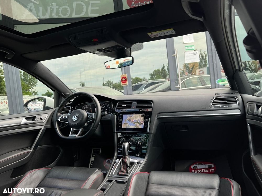 Volkswagen Golf - 7