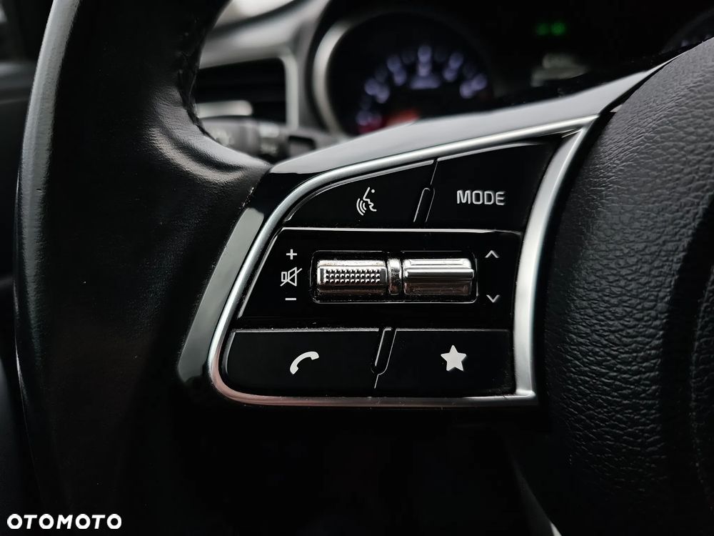 Kia Ceed 1.5 T-GDI M - 17