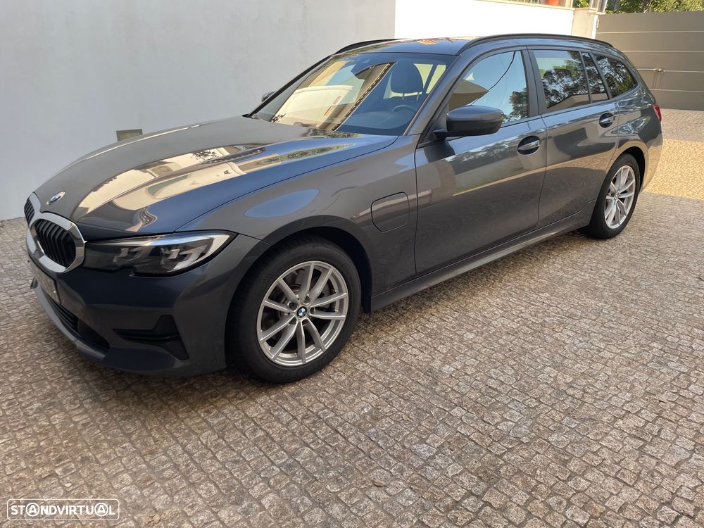 BMW 320 - 18
