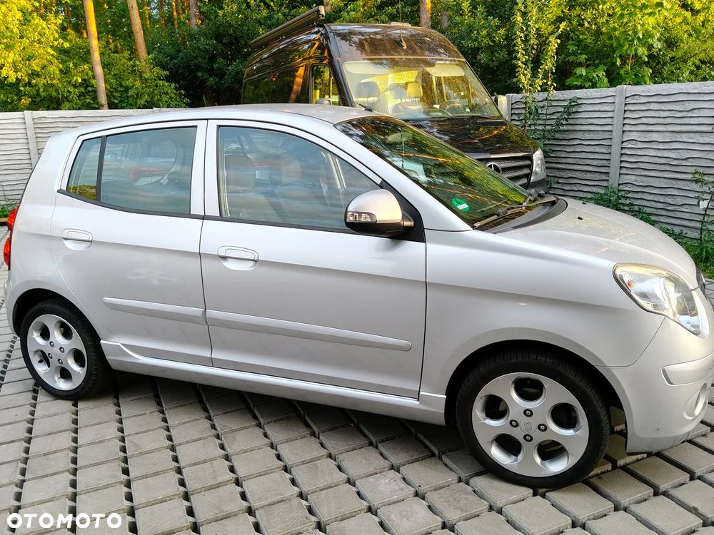 Kia Picanto - 8