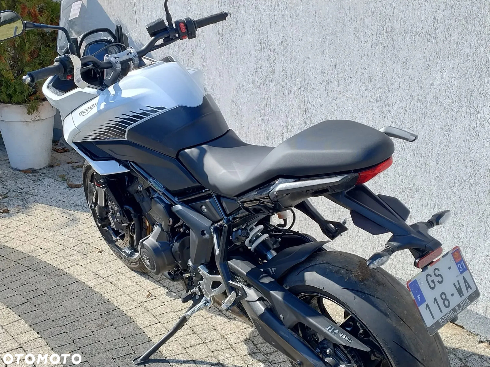 Triumph Tiger - 8