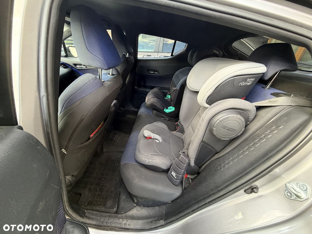 Toyota C-HR - 9