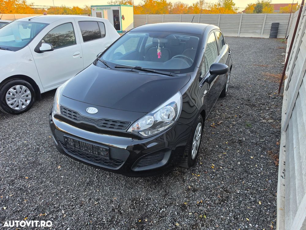 Kia Rio - 2