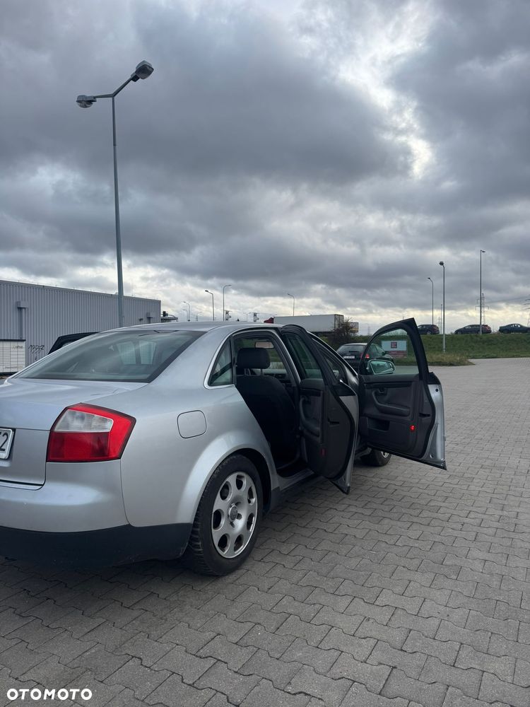 Audi A4 Limousine 2 - 13