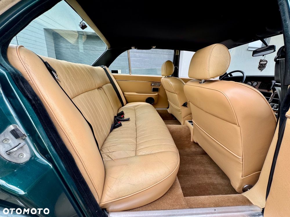 Jaguar XJ - 28
