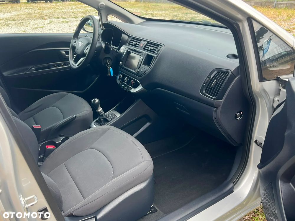 Kia Rio 1.2 Edition 7 - 12