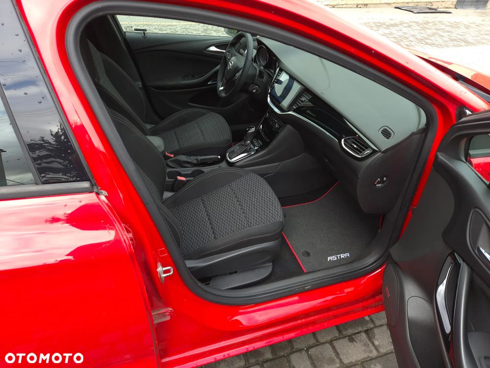 Opel Astra 1.4 T Dynamic S&S - 12