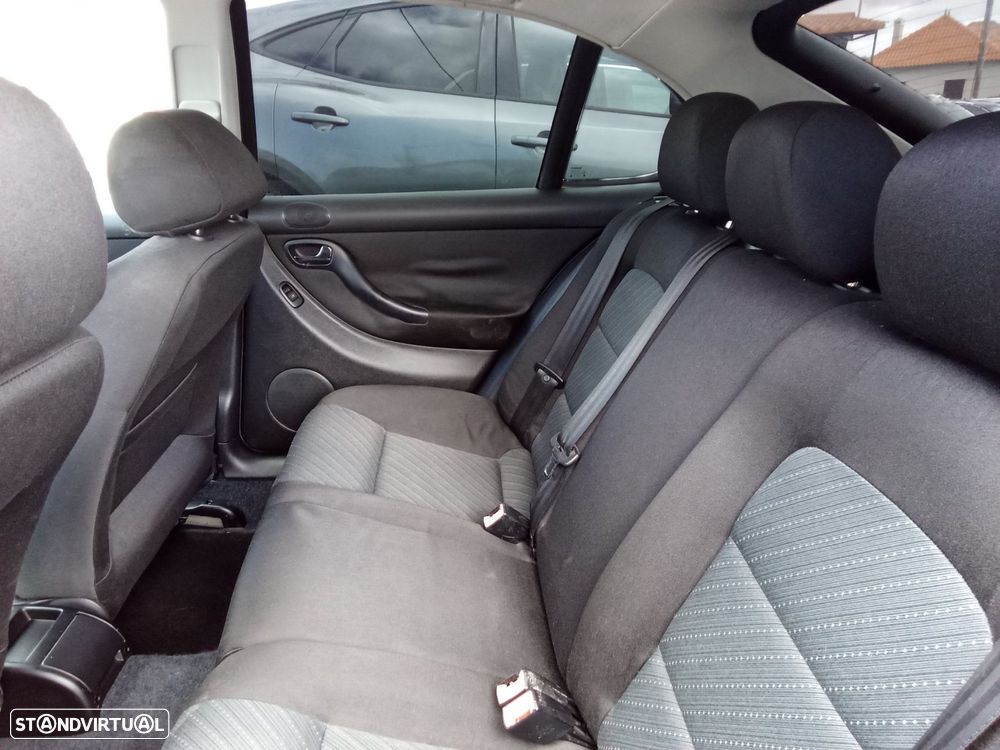 SEAT Leon 1.9 TDI FR - 23