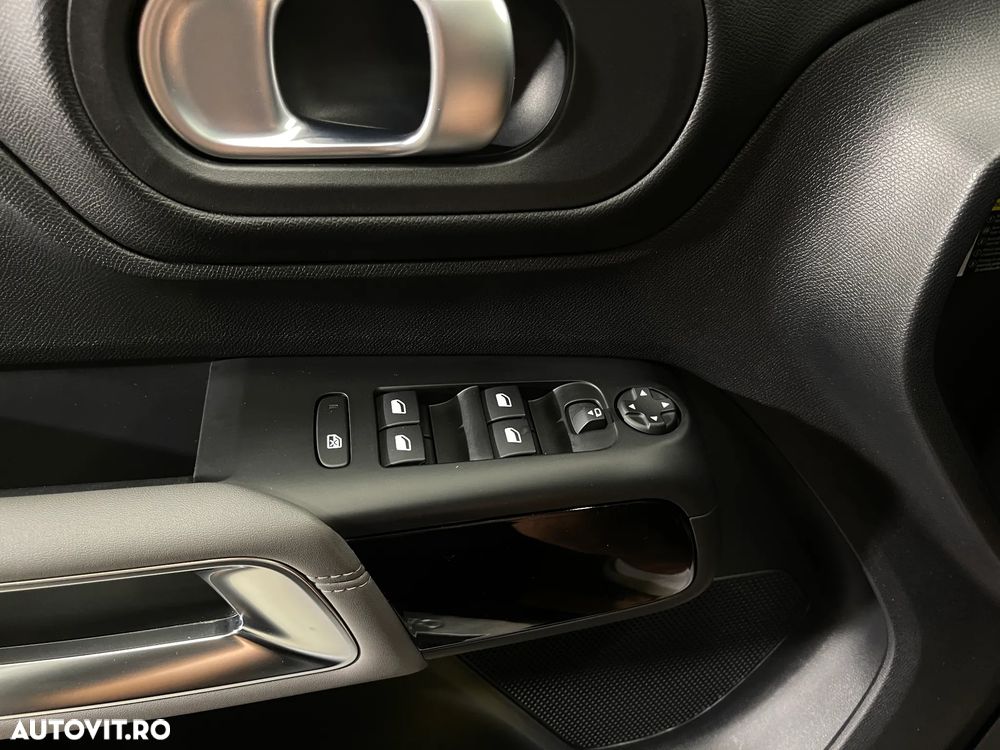 Citroën C5 Aircross 1.6 PHEV FWD 225 EAT8 Shine - 25