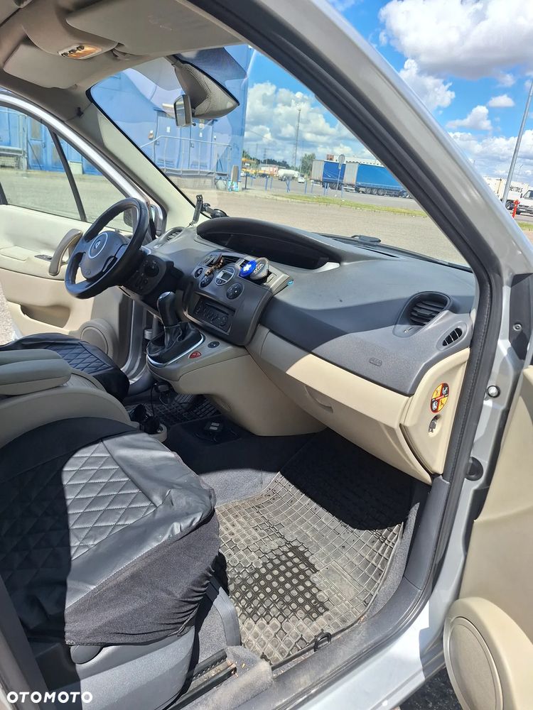 Renault Scenic 1.5 dCi Alize - 14