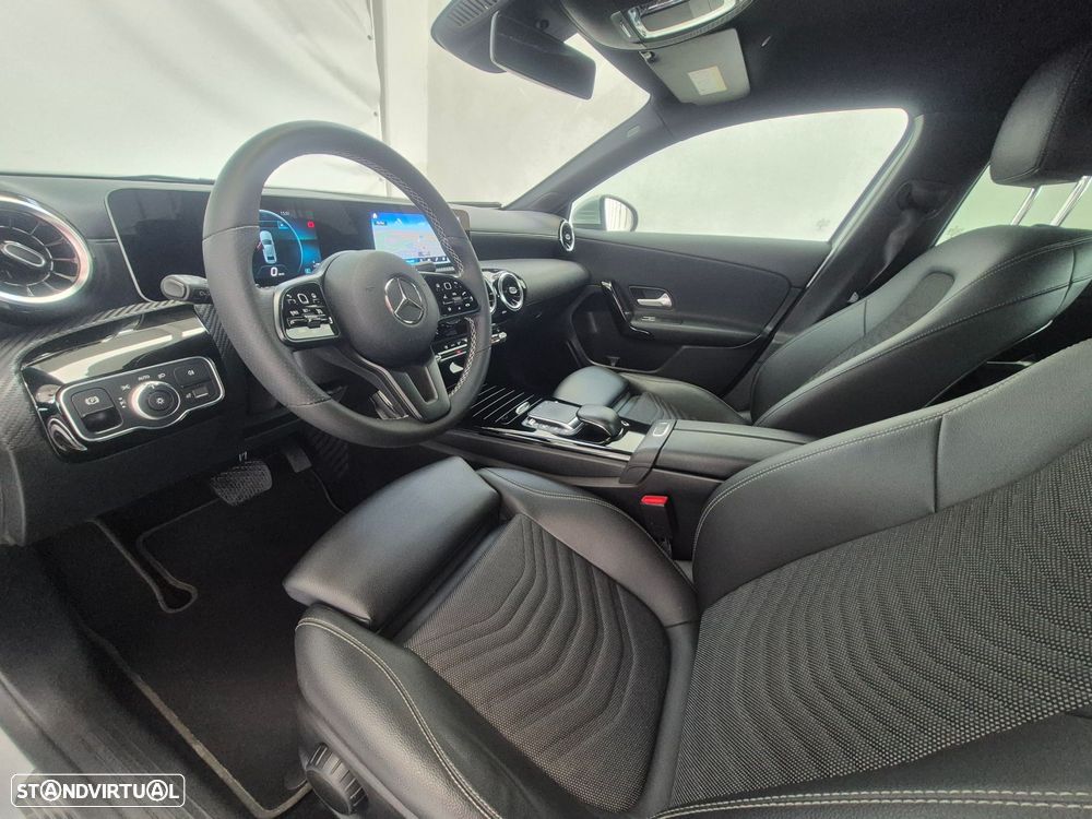 Mercedes-Benz A 180 Limousine d Progressive Aut. - 12