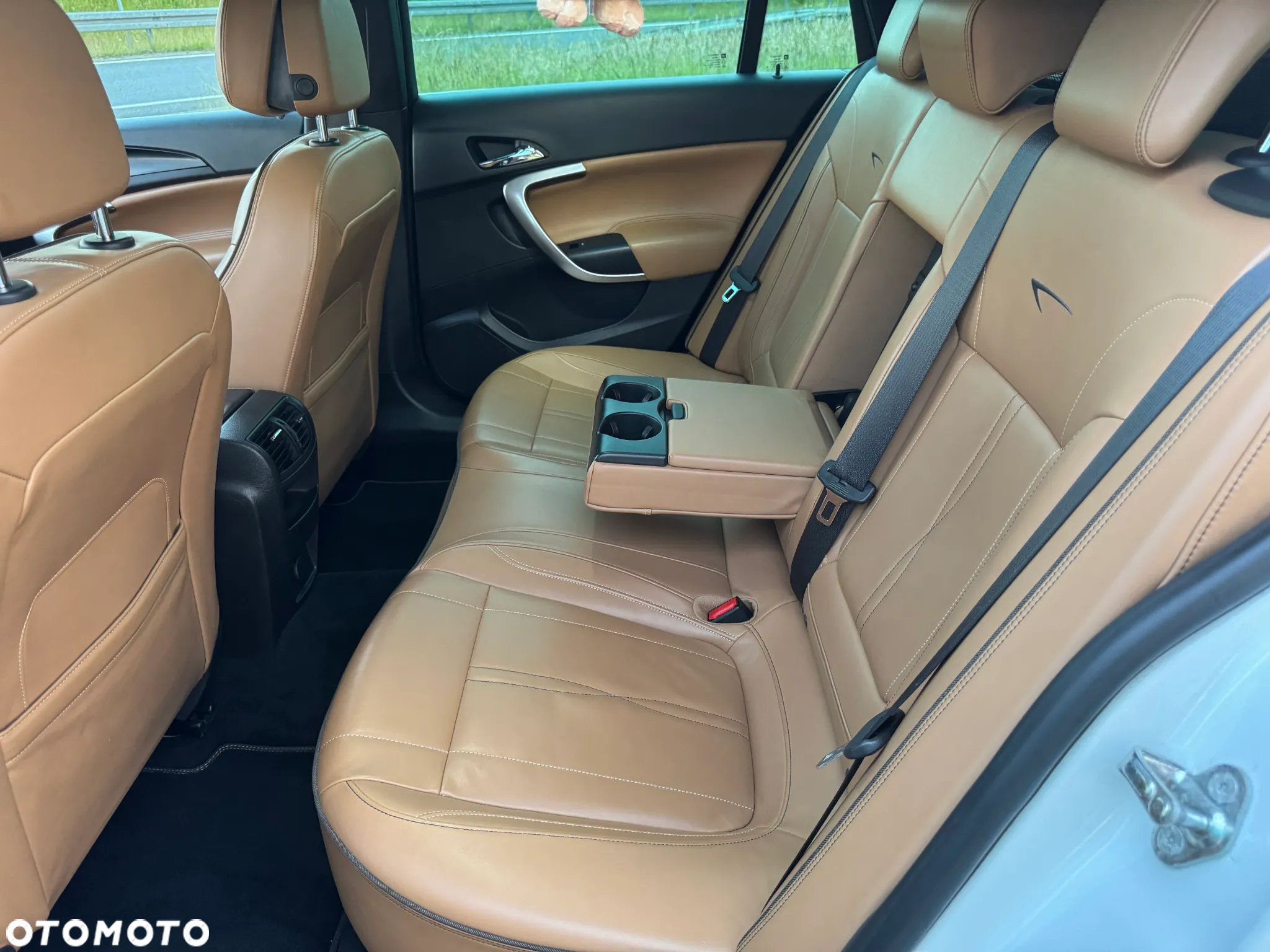 Opel Insignia - 29