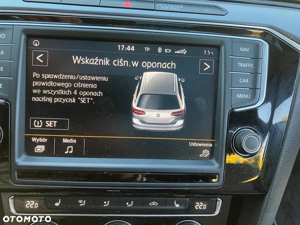 Volkswagen Passat - 30