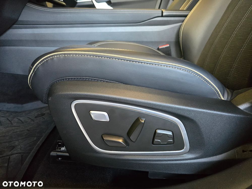 Renault Austral 1.2 E-Tech Full Hybrid 200 Iconic MMT - 22