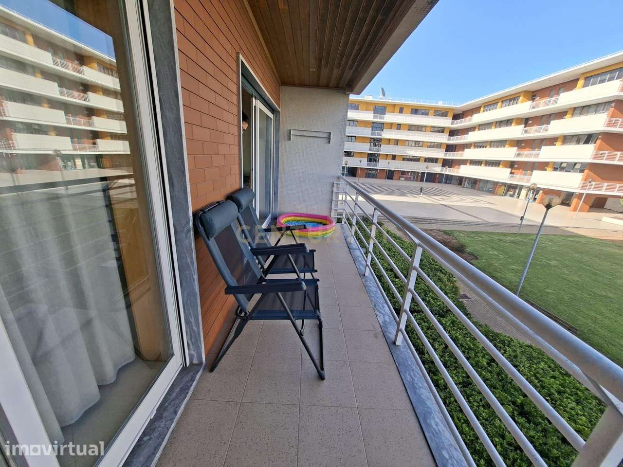 Apartamento T3 com 2 Box e 2 Suítes. Vista Panorâmica em Oeiras - Grande imagem: 2/21