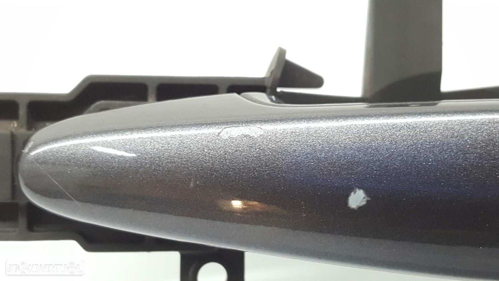 PUXADOR EXTERIOR FRENTE ESQUERDO BMW SERIE 1 BERLINA (E81/E87) 118D - 4