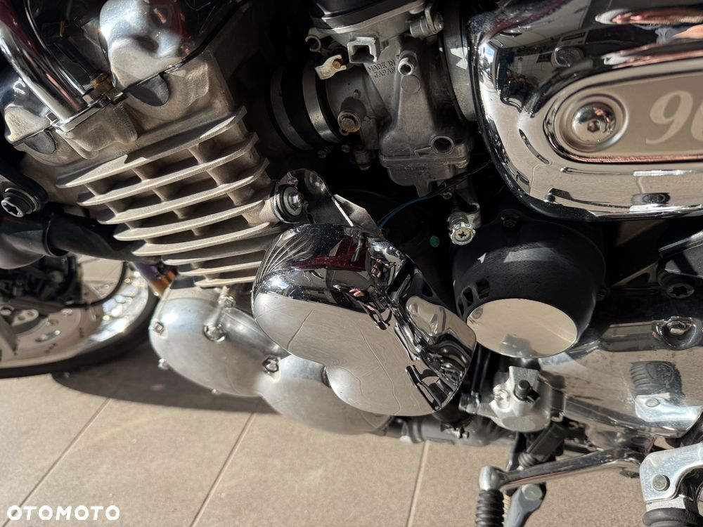 Triumph Thunderbird - 15