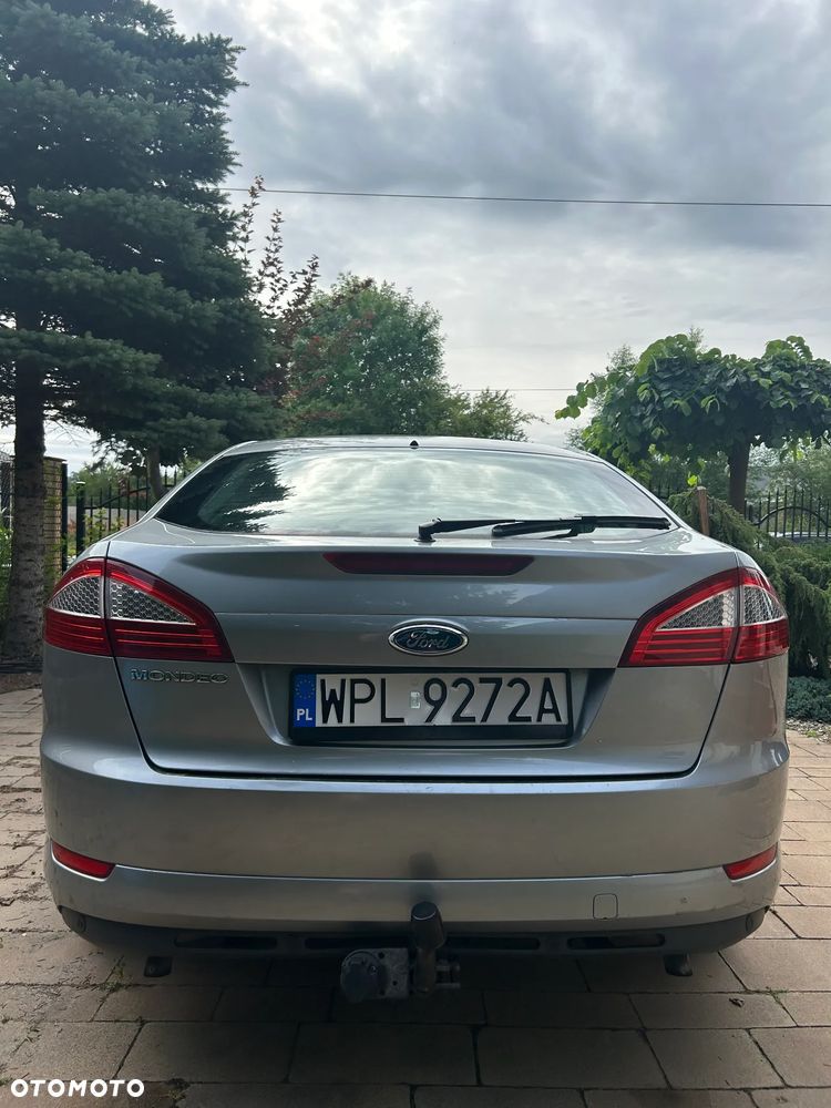 Ford Mondeo - 8