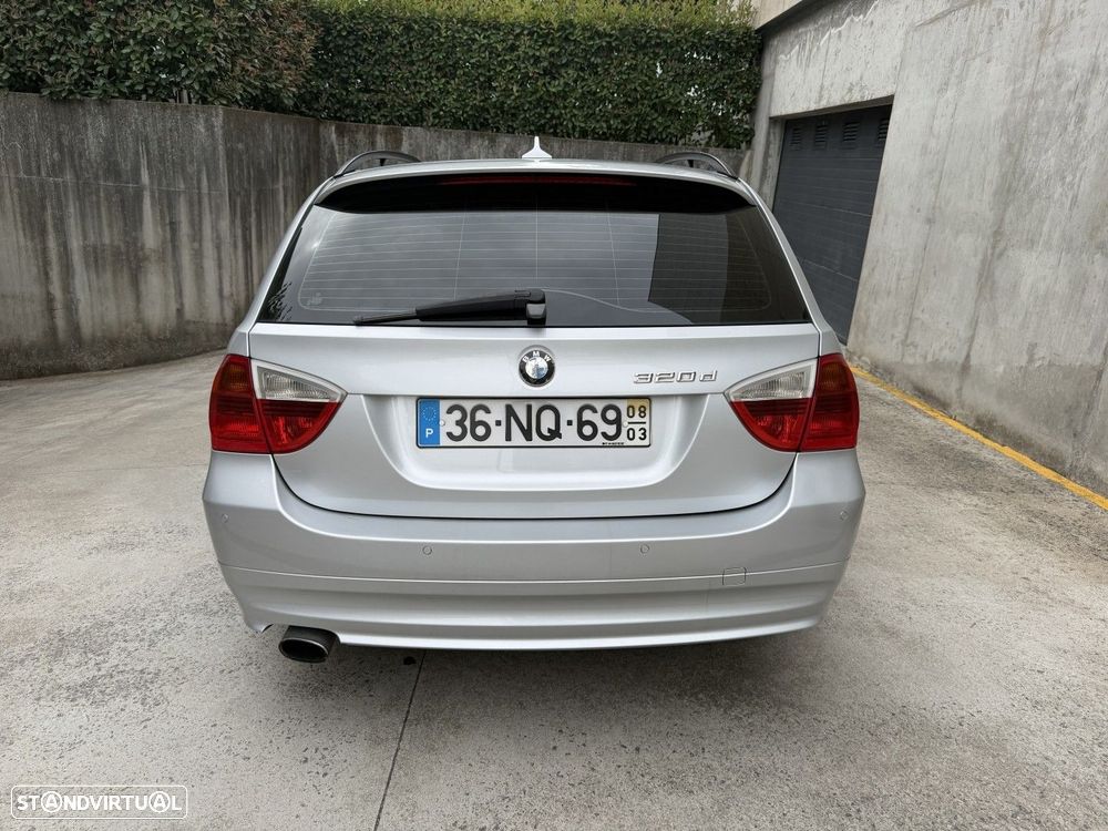 BMW 320 d Sport - 7