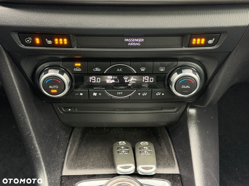 Mazda 3 SKYACTIV-G 120 KIZOKU - 21
